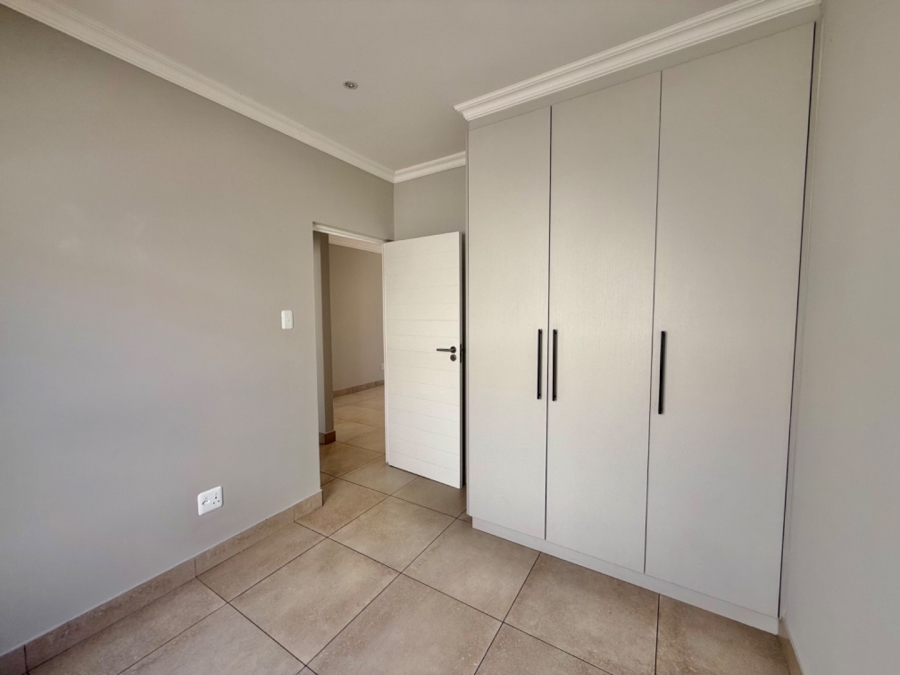 3 Bedroom Property for Sale in Overbaakens Eastern Cape